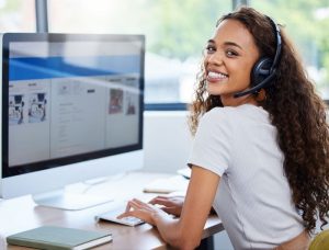10 Rekomendasi Aplikasi Call Center Terbaik untuk Bisnis Anda