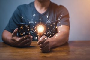 10 Alasan Mengapa Anda Sebaiknya Memilih Cloud CRM