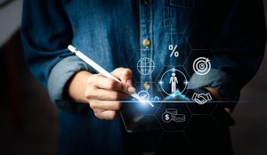 7 Tips Meningkatkan Kinerja Strategi CRM dalam Bisnis